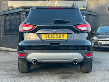 Used Ford Kuga 2015 for sale - 76924287: Photo