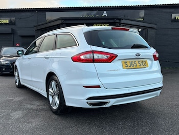 Used Ford Mondeo 2015 for sale - 76631536: Photo