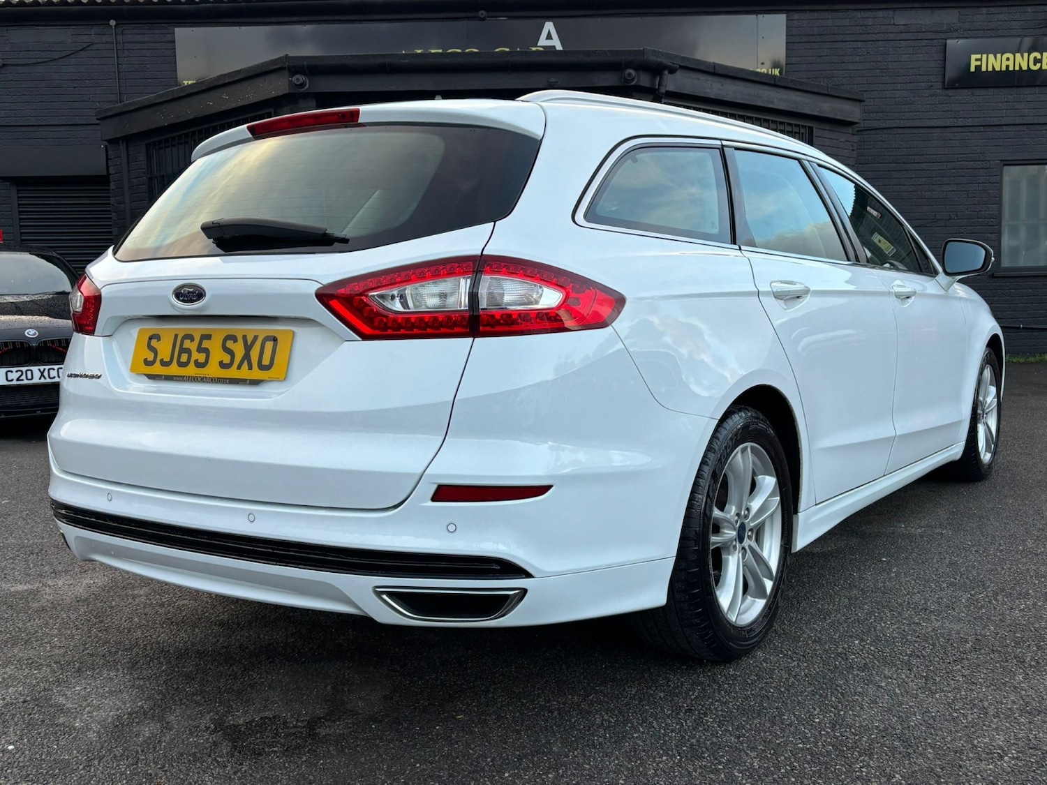 Used Ford Mondeo 2015 for sale - 76631536: Photo 5