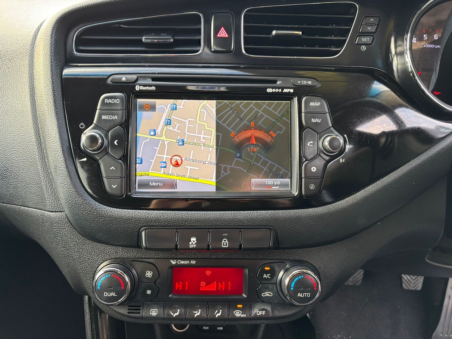 Used Kia Ceed 2014 for sale - 76687138: Photo 15