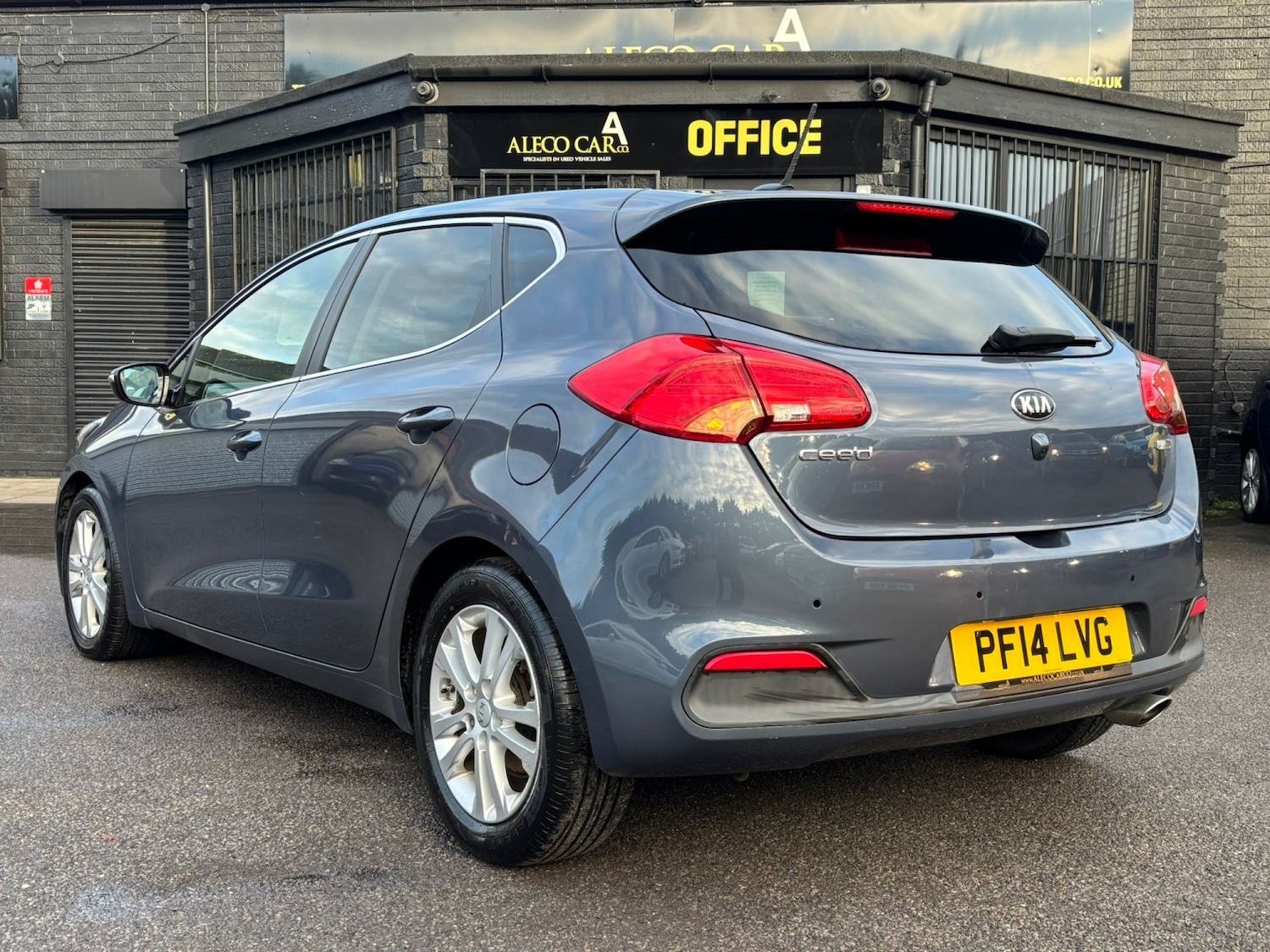 Used Kia Ceed 2014 for sale - 76687138: Photo 3