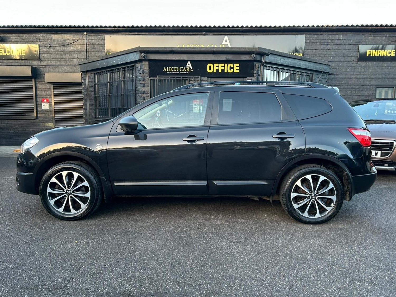 Used Nissan Qashqai+2 2013 for sale - 77118519: Photo 2