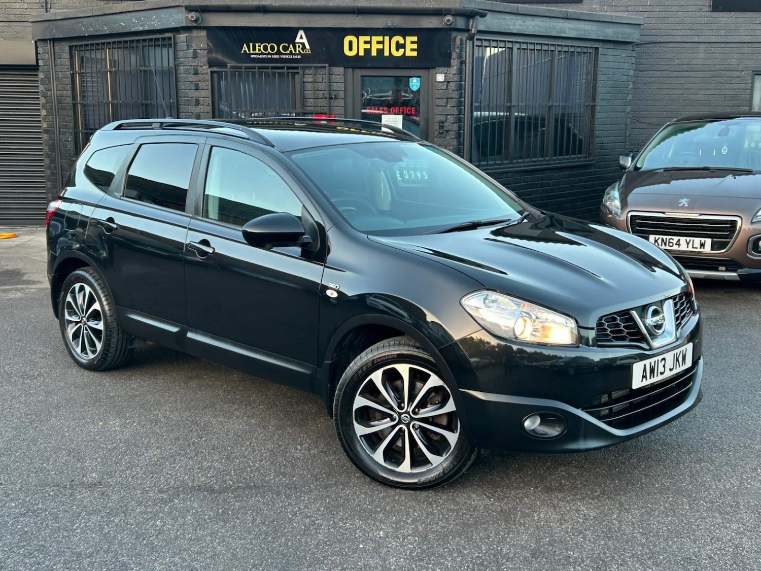 Used Nissan Qashqai+2 2013 for sale - 77118519: Photo 8