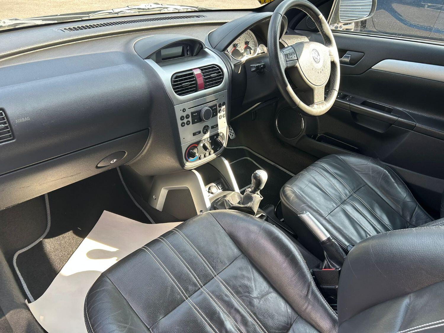 Used Vauxhall Tigra 2009 for sale - 77464736: Photo 11