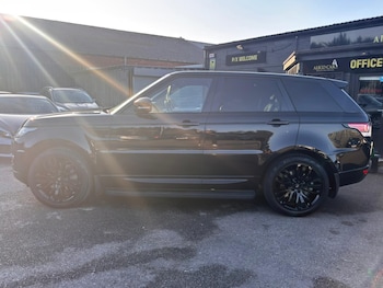 Used Land Rover Range Rover Sport 2016 for sale - 78469623: Photo
