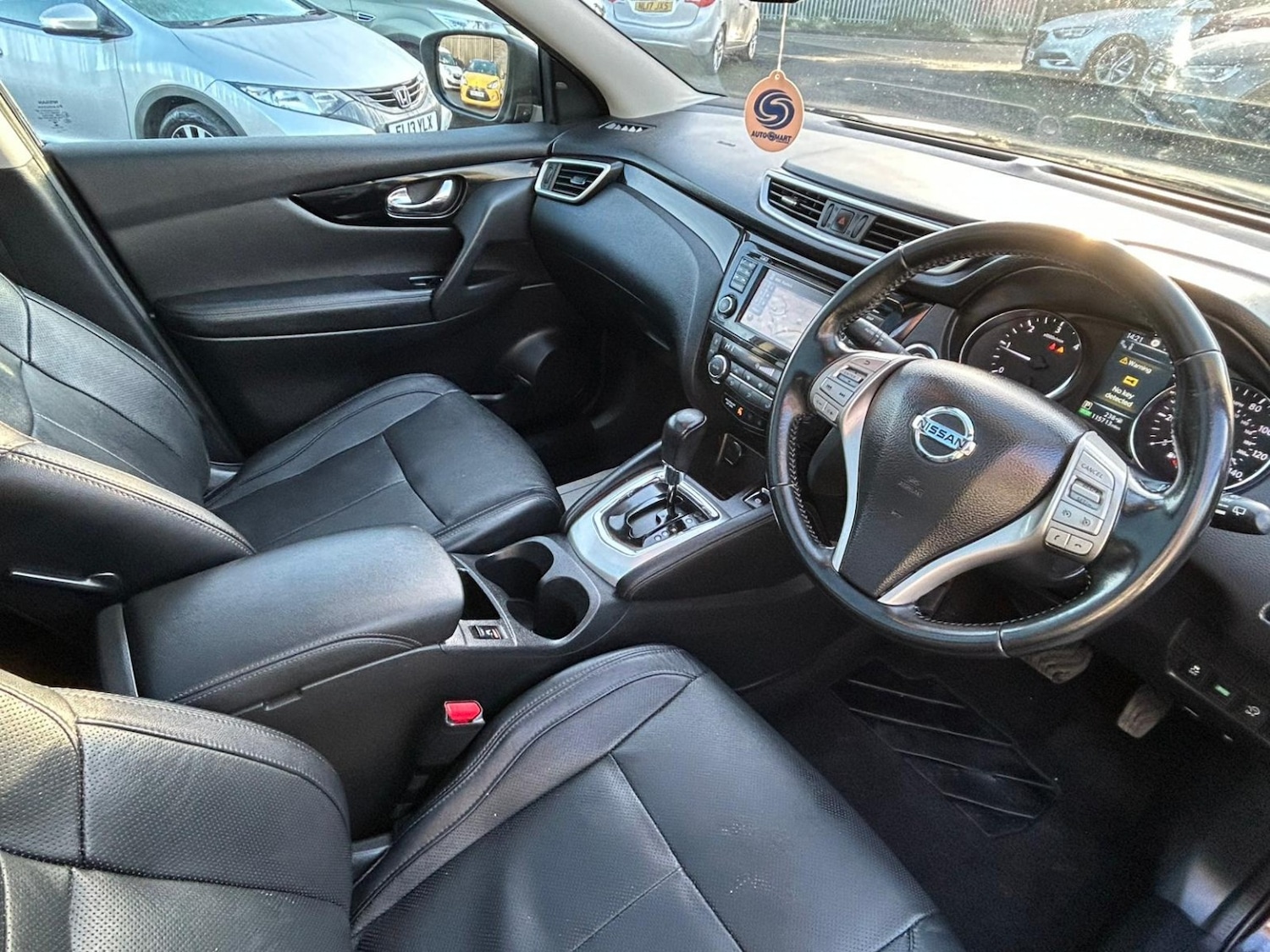 Used Nissan Qashqai 2017 for sale - 76951055: Photo 12