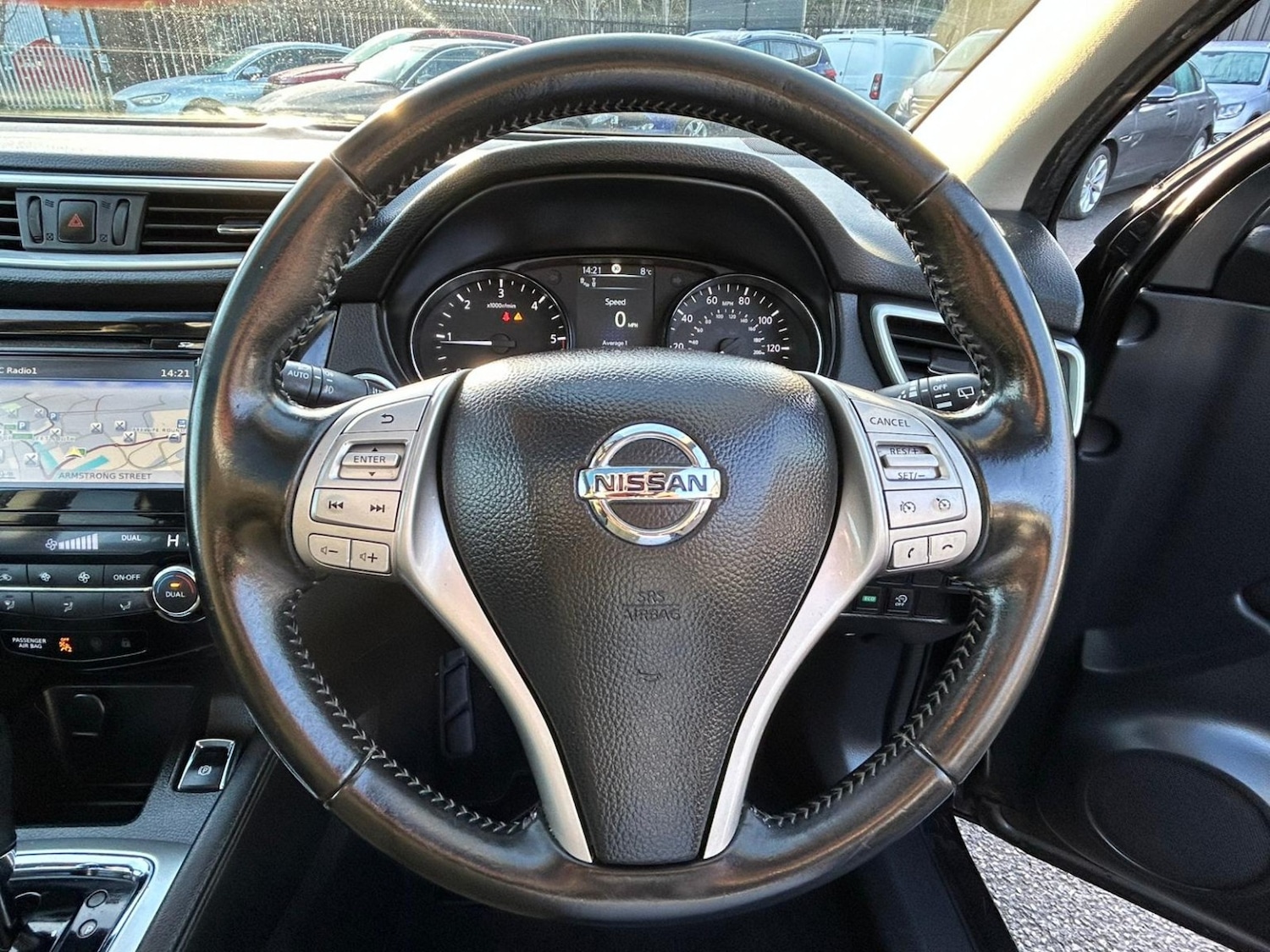 Used Nissan Qashqai 2017 for sale - 76951055: Photo 17