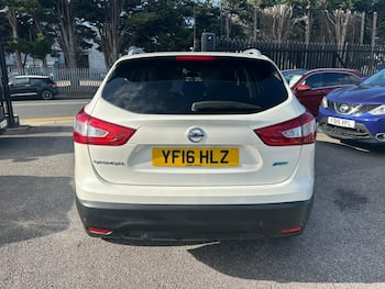 Used Nissan Qashqai 2016 for sale - 79614572: Photo