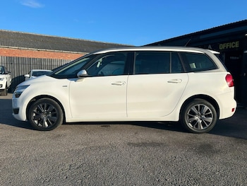 Used Citroen Grand C4 Picasso 2015 for sale - 79067395: Photo