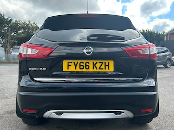 Used Nissan Qashqai 2016 for sale - 78807687: Photo