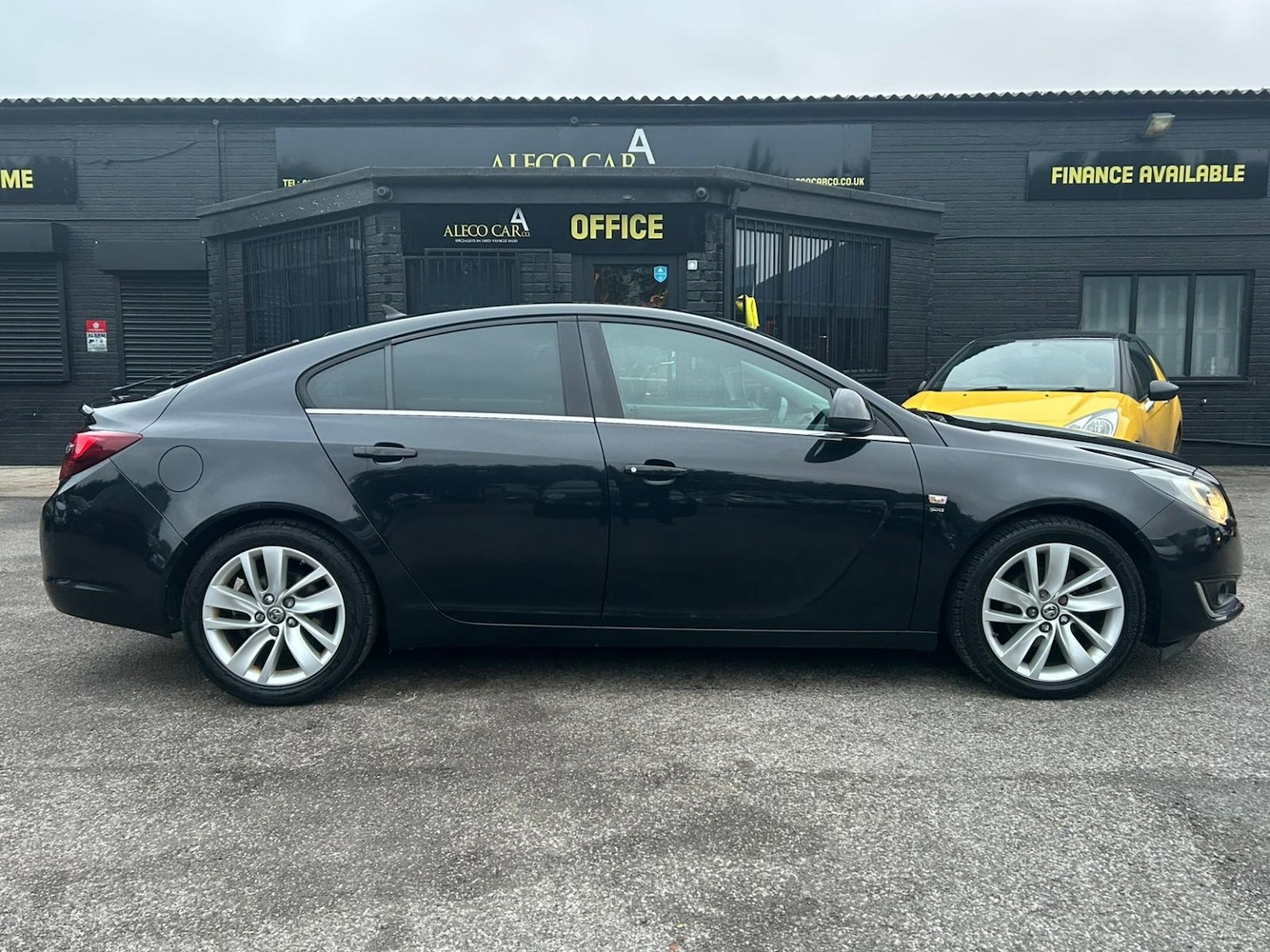 Used Vauxhall Insignia 2015 for sale - 77045362: Photo 6