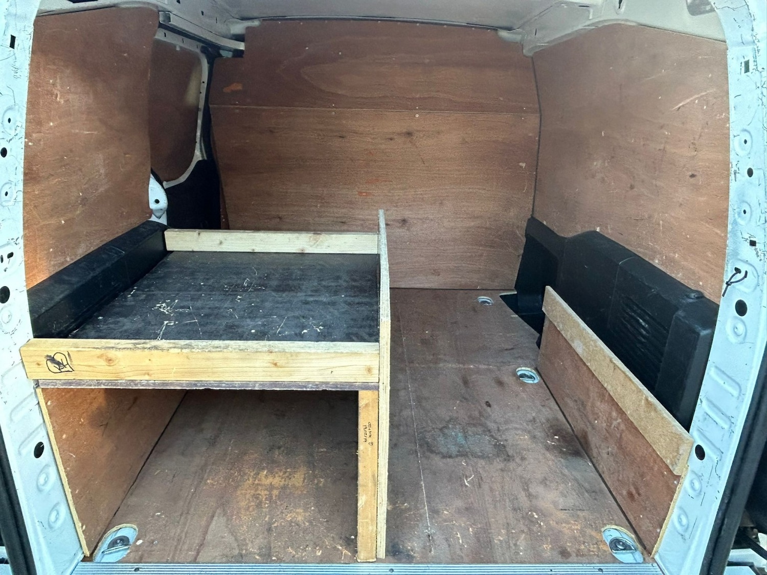 Used Peugeot Partner 2017 for sale - 76101103: Photo 13