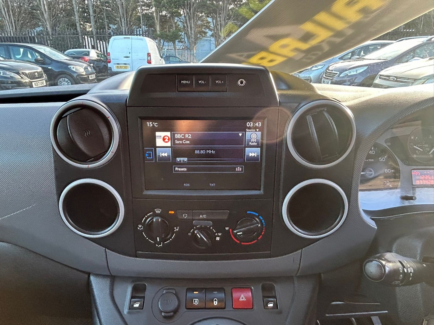 Used Peugeot Partner 2017 for sale - 76101103: Photo 14