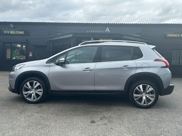 Used Peugeot 2008 2017 for sale - 75686118: Photo 2