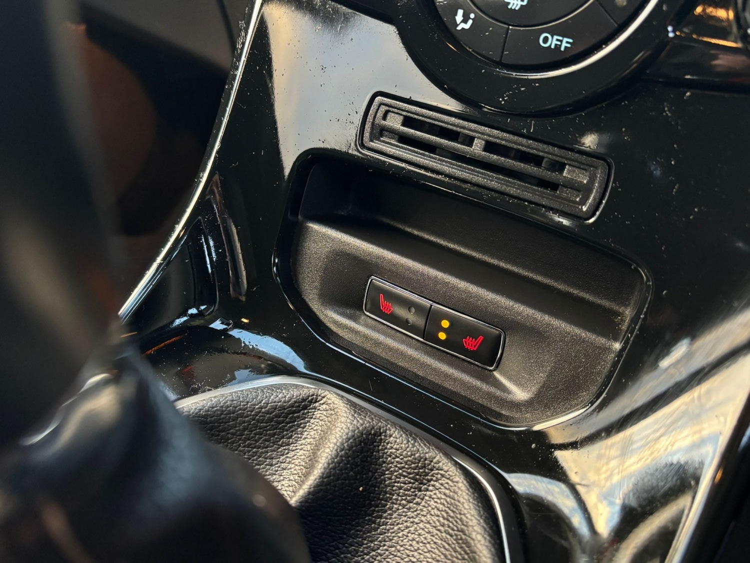 Used Ford Fiesta 2017 for sale - 76687240: Photo 11