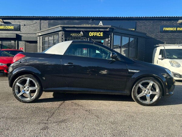 Used Vauxhall Tigra 2009 for sale - 76035608: Photo 7