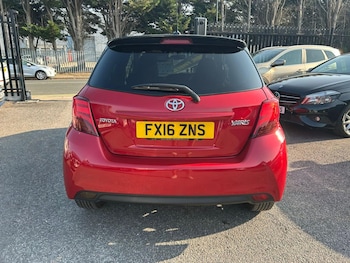 Used Toyota Yaris 2016 for sale - 79162216: Photo