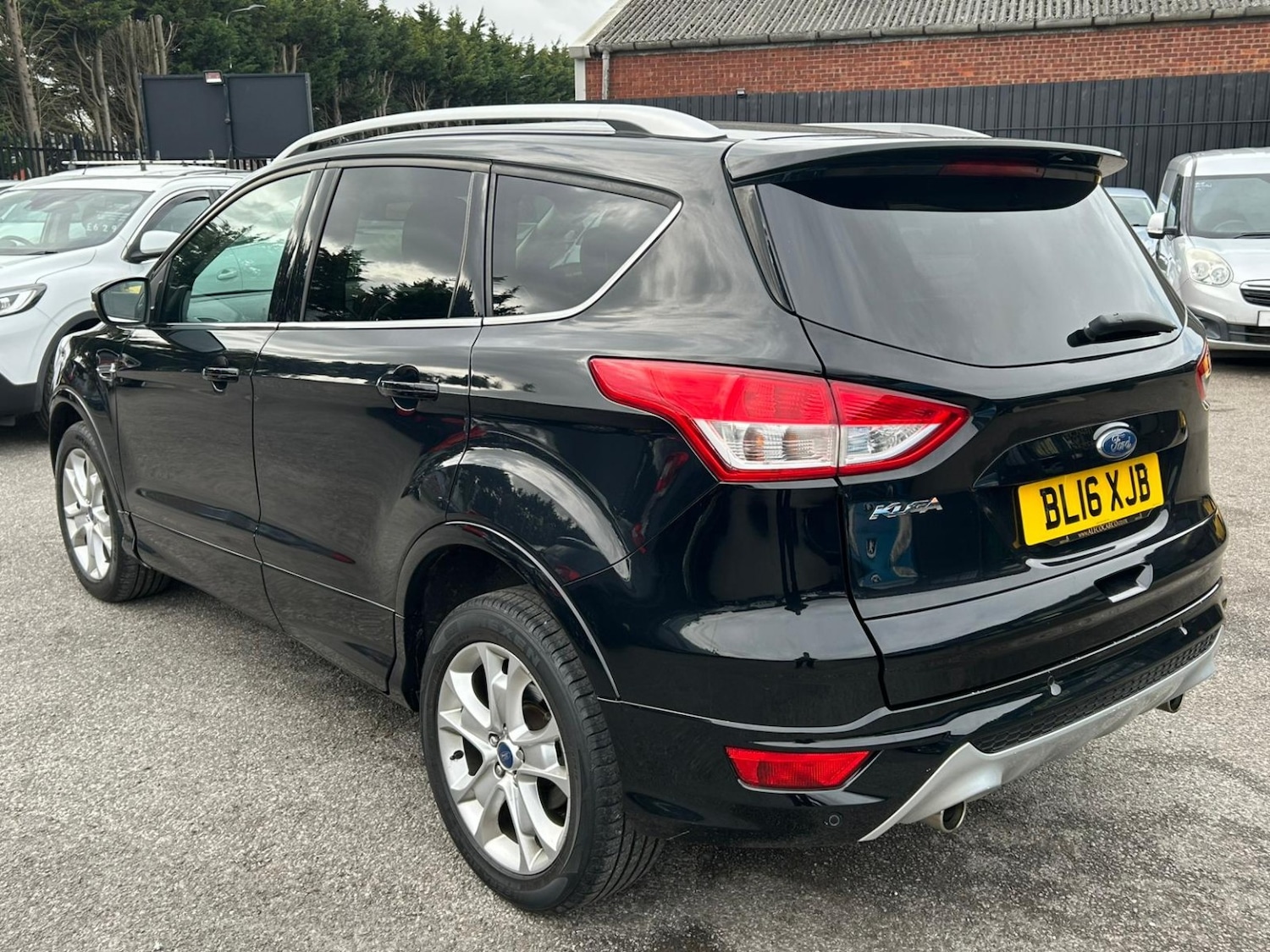 Used Ford Kuga 2016 for sale - 77643681: Photo 3