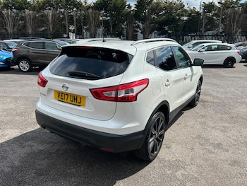 Used Nissan Qashqai 2017 for sale - 78807685: Photo