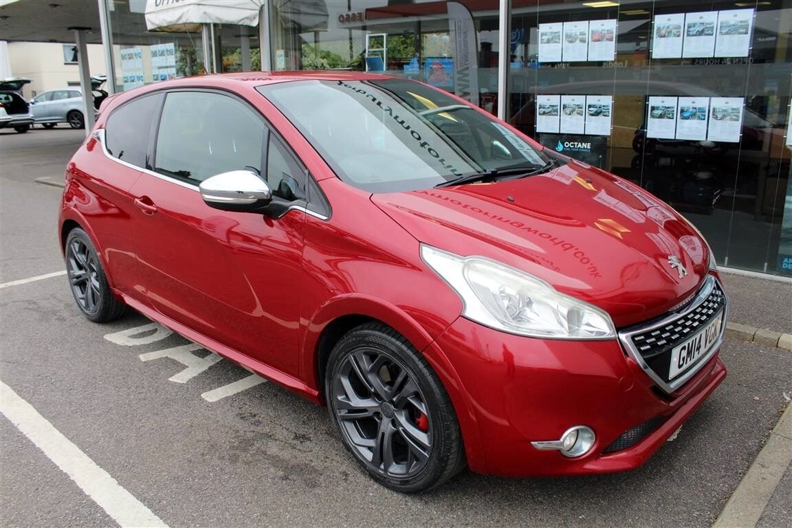Used Peugeot 208 2014 for sale - 76352081: Photo 4