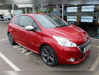Used Peugeot 208 2014 for sale - 76352081: Photo