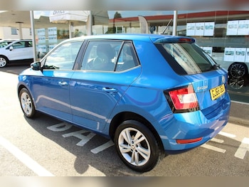 Used Skoda Fabia 2018 for sale - 76352063: Photo