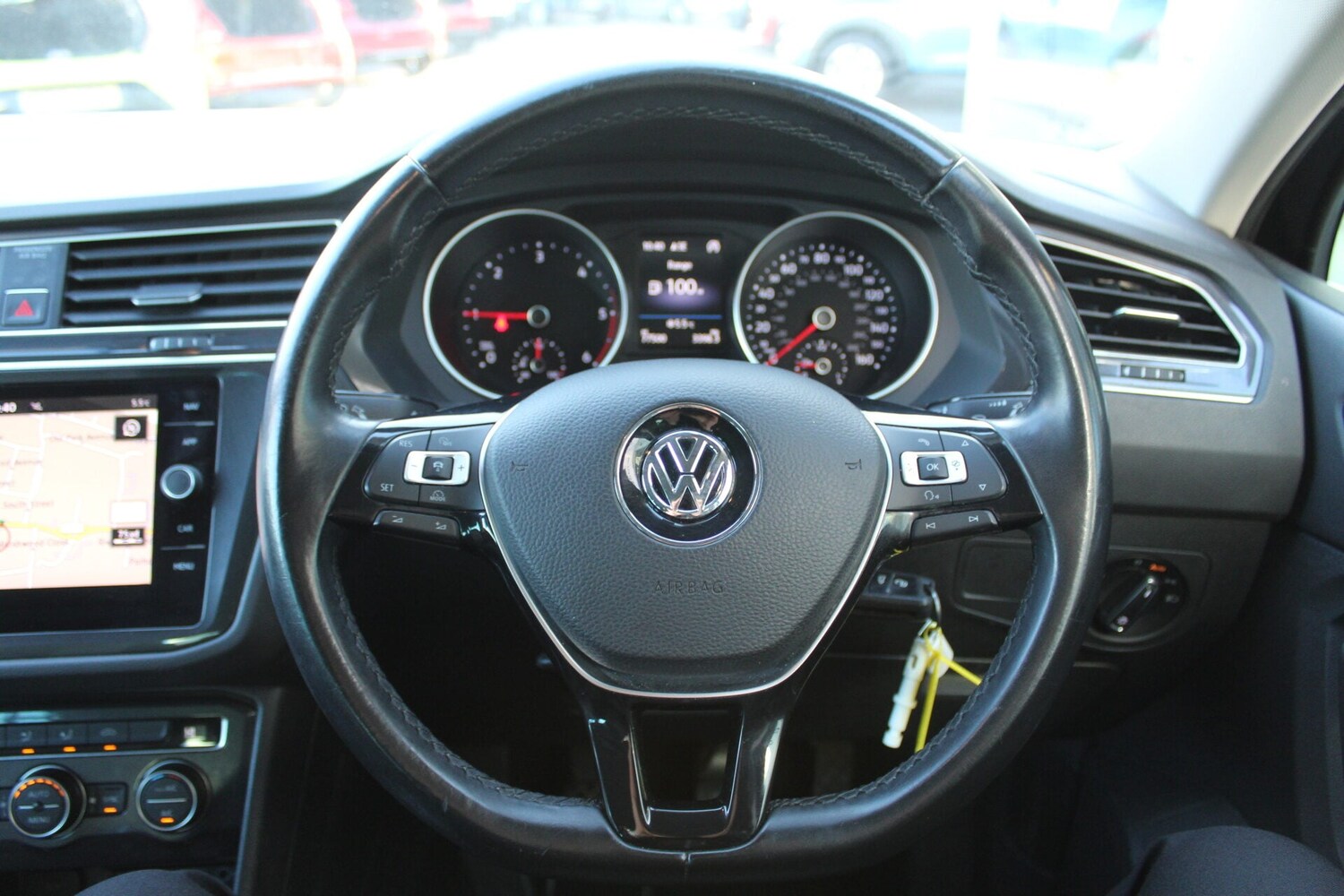 Used Volkswagen Tiguan 2018 for sale - 77490804: Photo 11