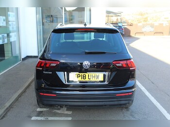 Used Volkswagen Tiguan 2018 for sale - 77490804: Photo