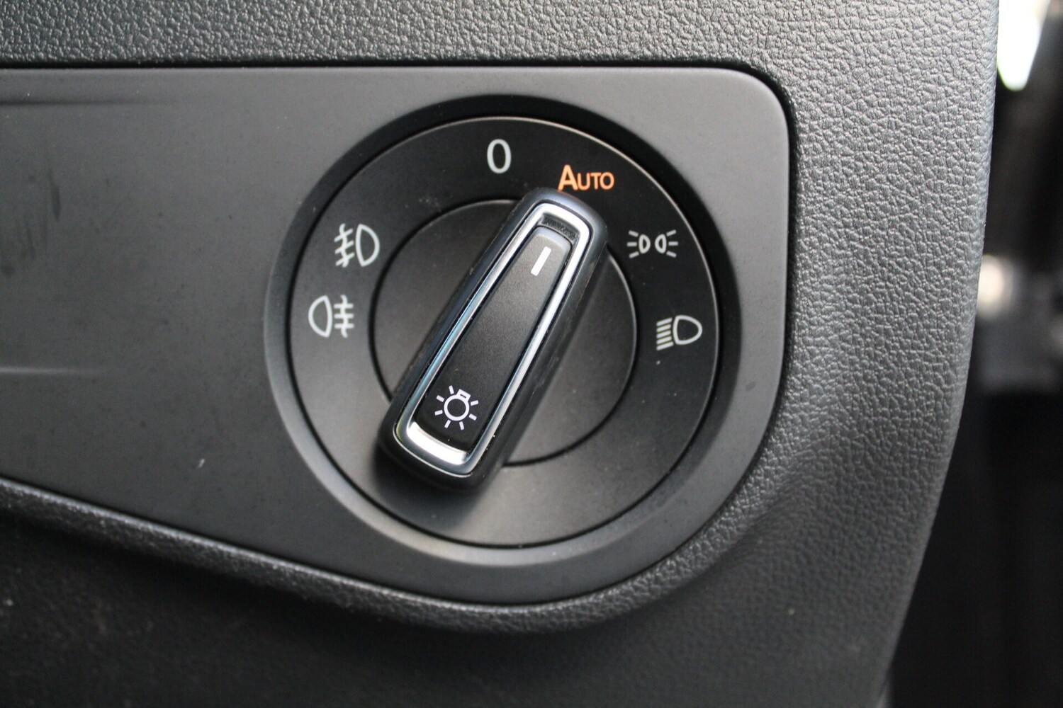 Used Volkswagen Tiguan 2018 for sale - 77363359: Photo 24