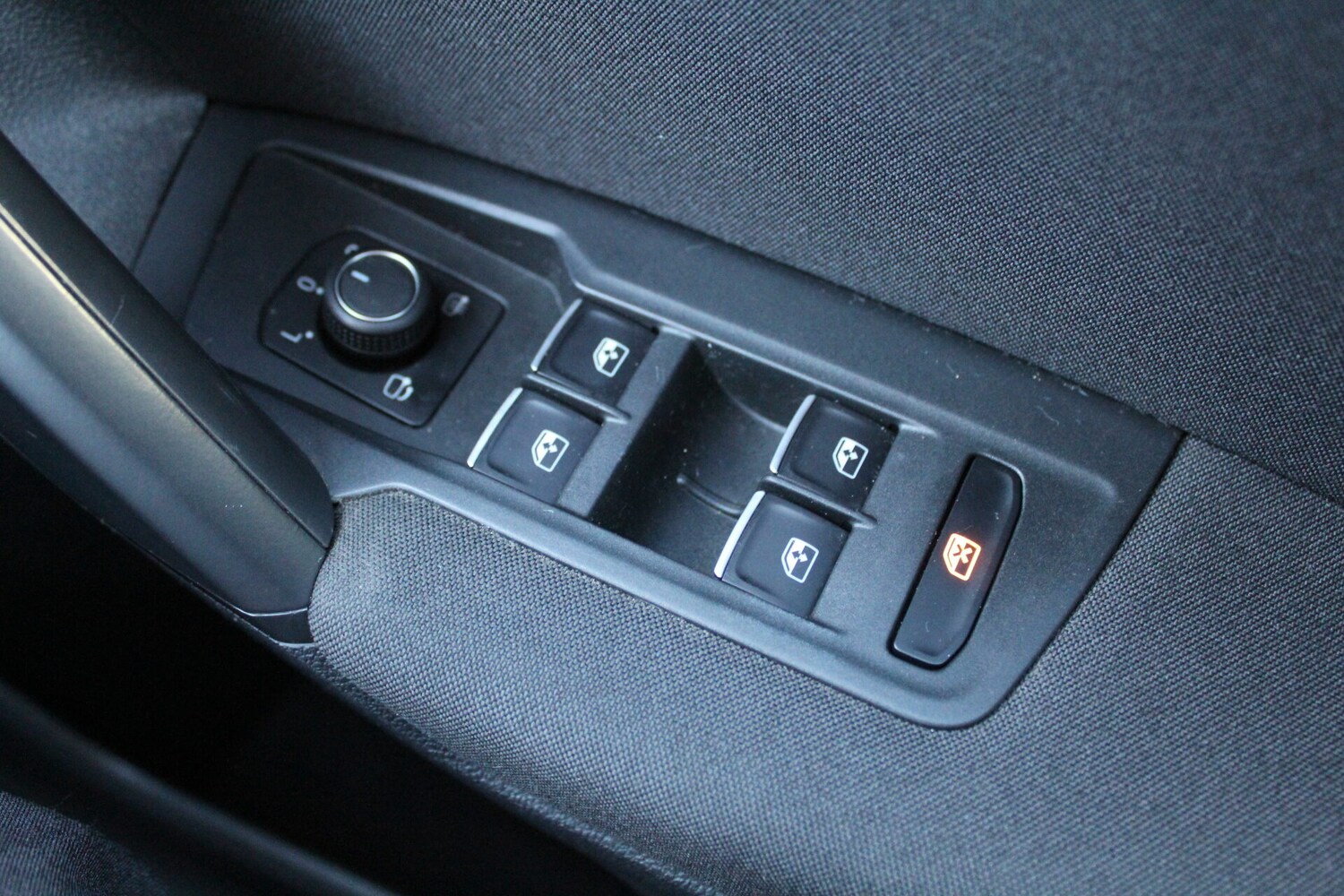 Used Volkswagen Tiguan 2018 for sale - 77363359: Photo 25