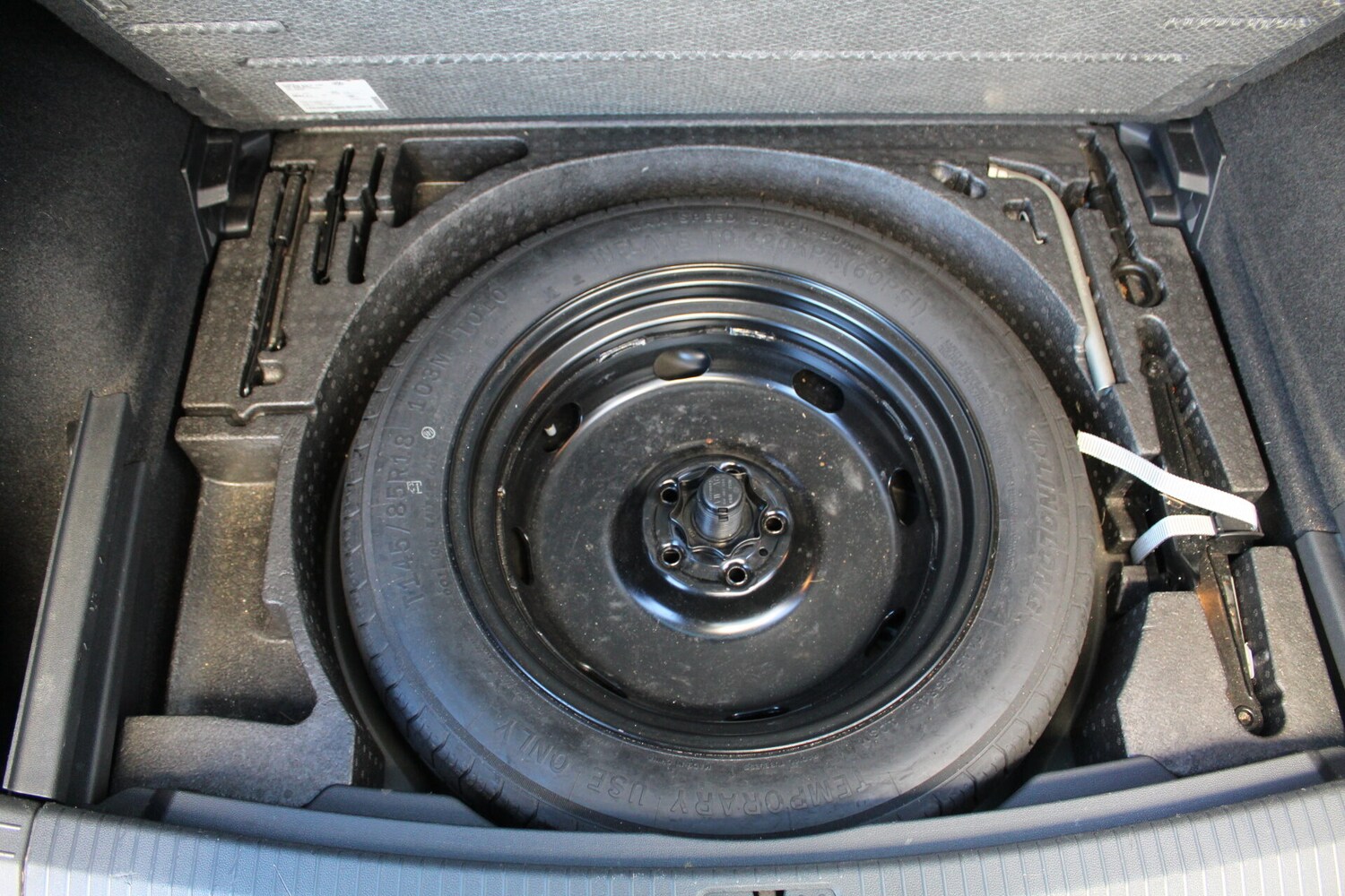 Used Volkswagen Tiguan 2018 for sale - 77363359: Photo 32