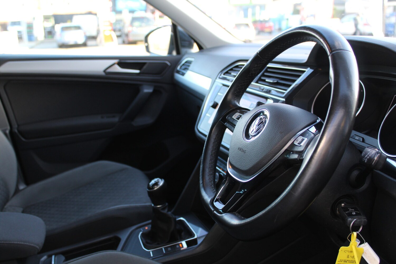 Used Volkswagen Tiguan 2018 for sale - 77363359: Photo 9