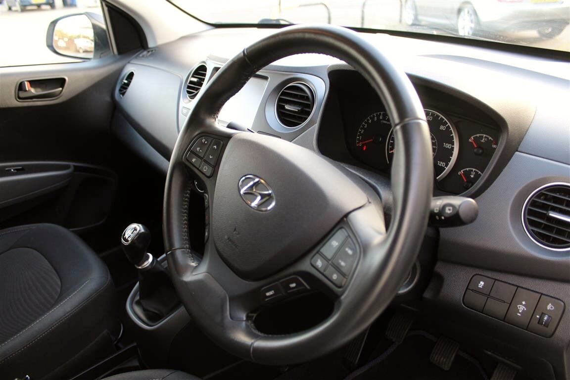 Used Hyundai i10 2019 for sale - 76594892: Photo 11