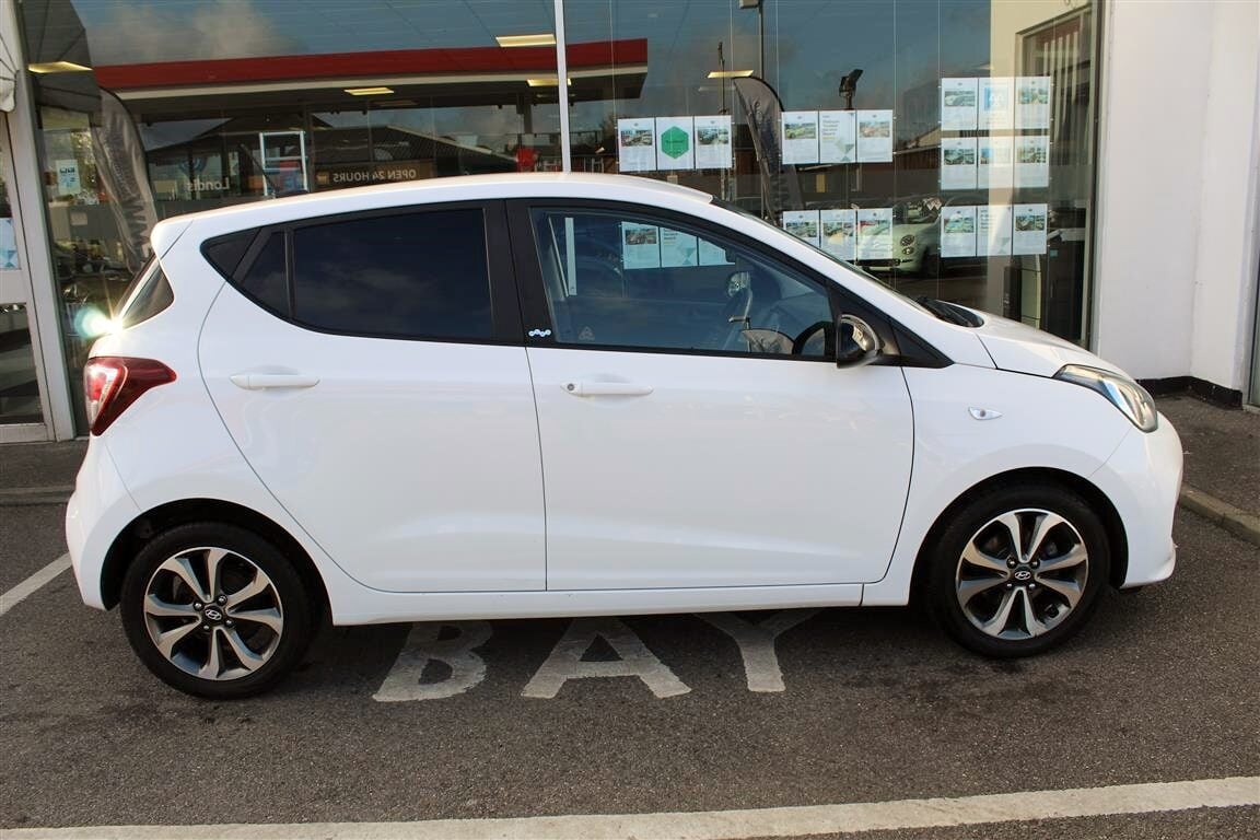 Used Hyundai i10 2019 for sale - 76594892: Photo 5
