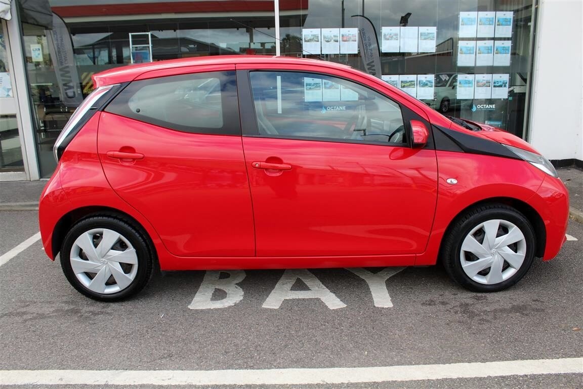 Used Toyota AYGO 2015 for sale - 76375072: Photo 5