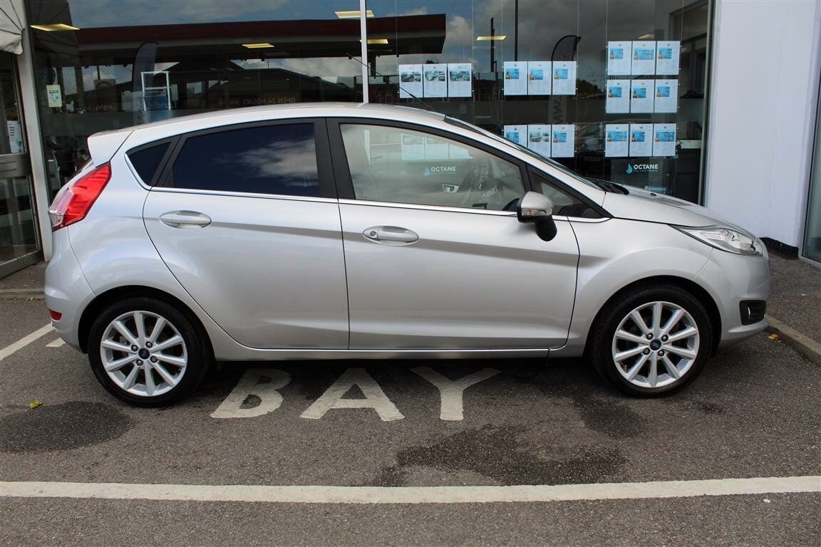 Used Ford Fiesta 2015 for sale - 76352091: Photo 5