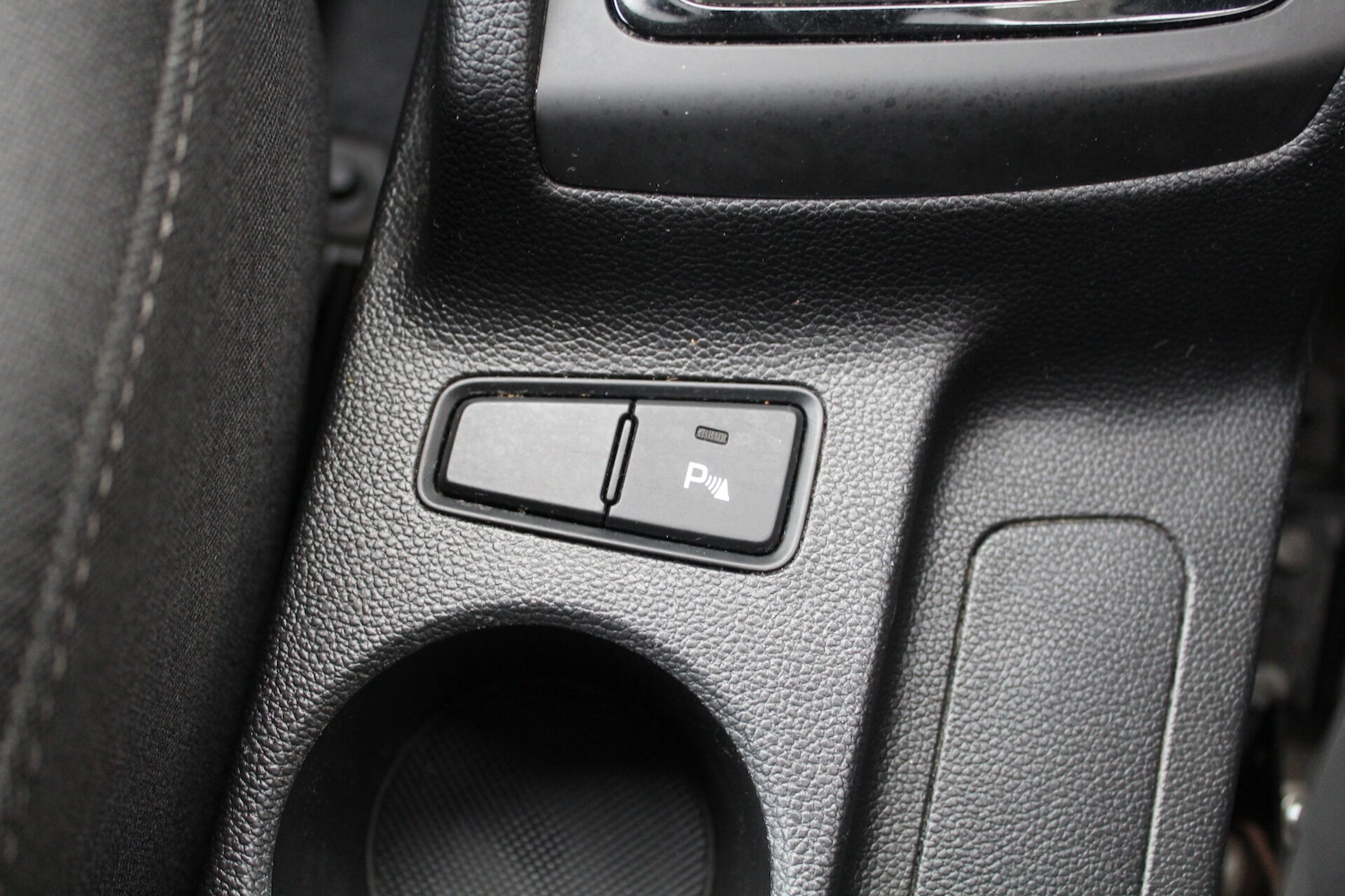 Used Hyundai i20 2018 for sale - 76365754: Photo 23