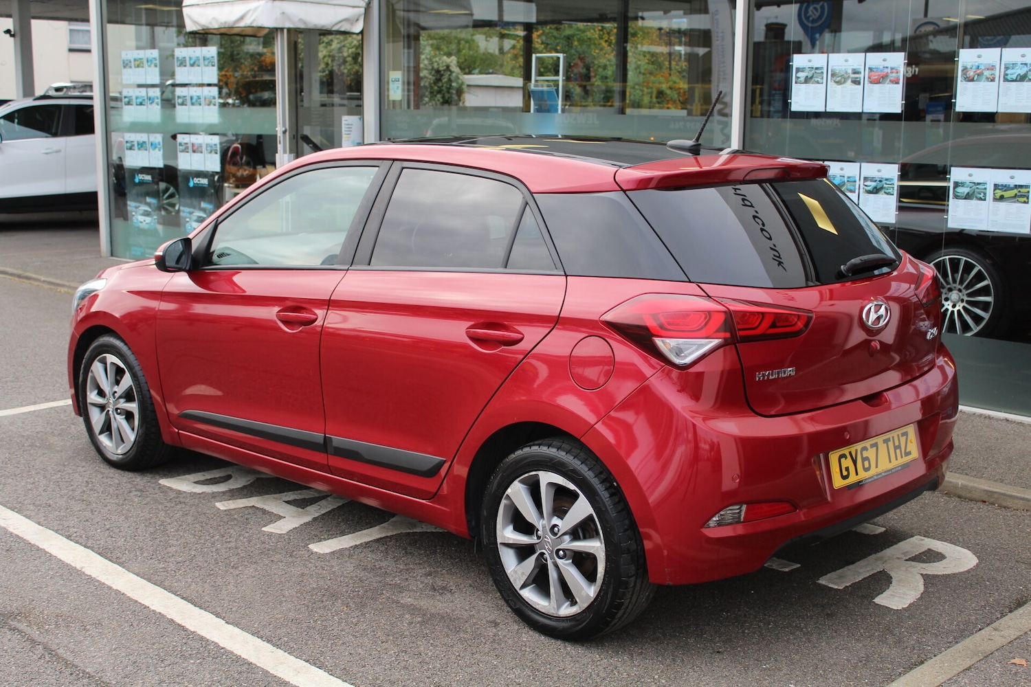 Used Hyundai i20 2018 for sale - 76365754: Photo 3
