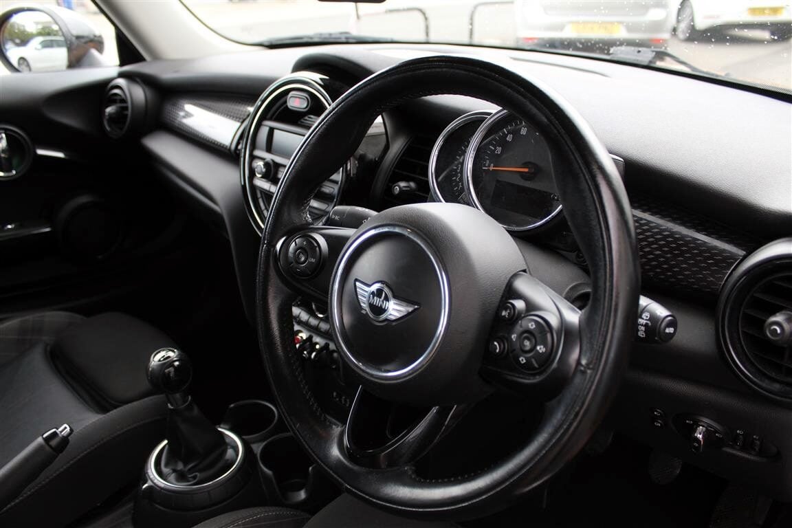Used MINI Hatch 2016 for sale - 76352082: Photo 10