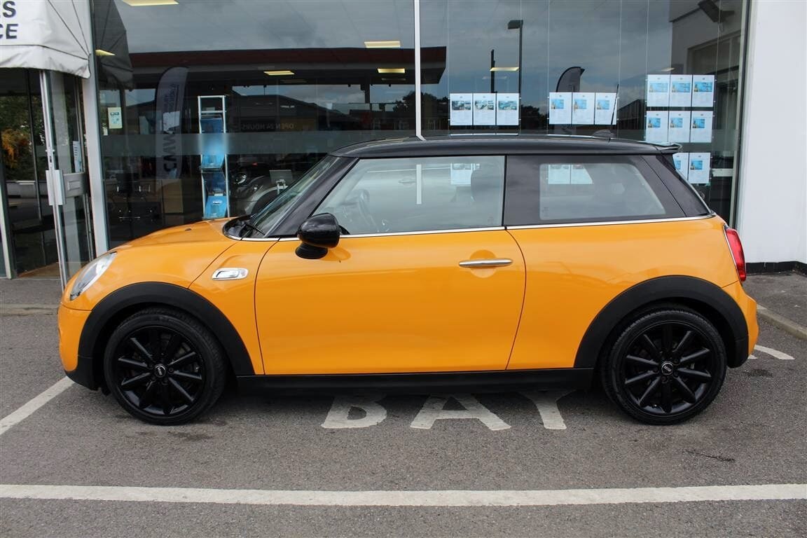 Used MINI Hatch 2016 for sale - 76352082: Photo 2