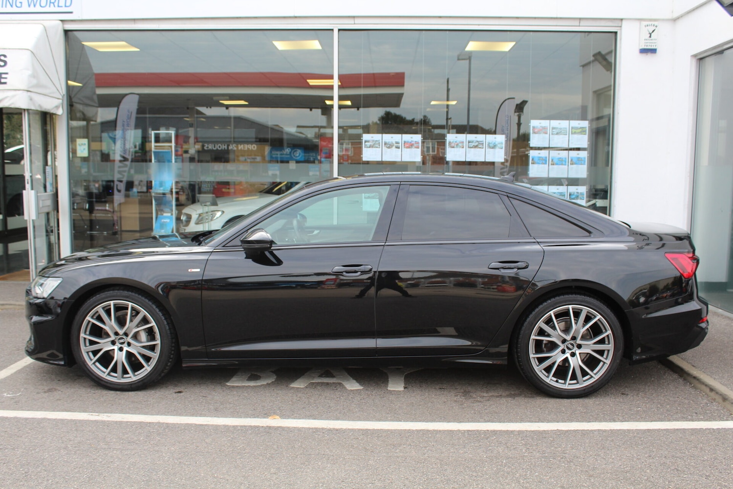 Used Audi A6 2021 for sale - 76352079: Photo 2