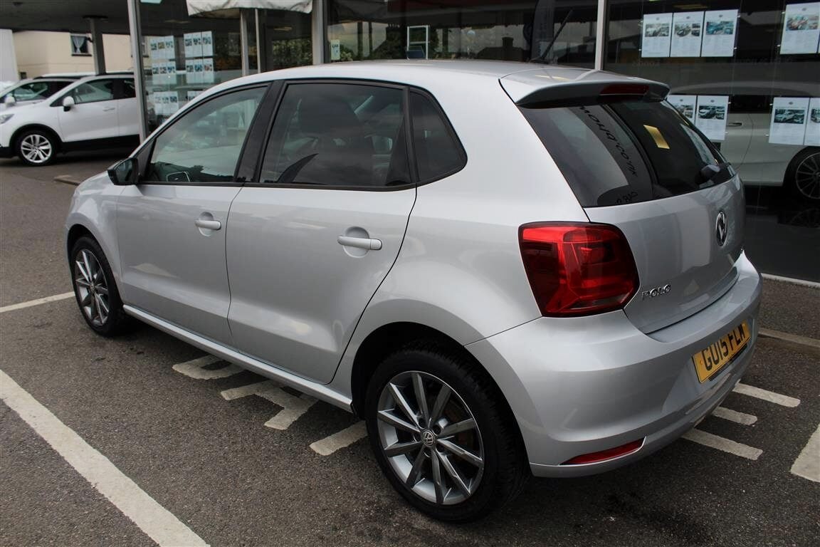 Used Volkswagen Polo 2015 for sale - 76352083: Photo 3