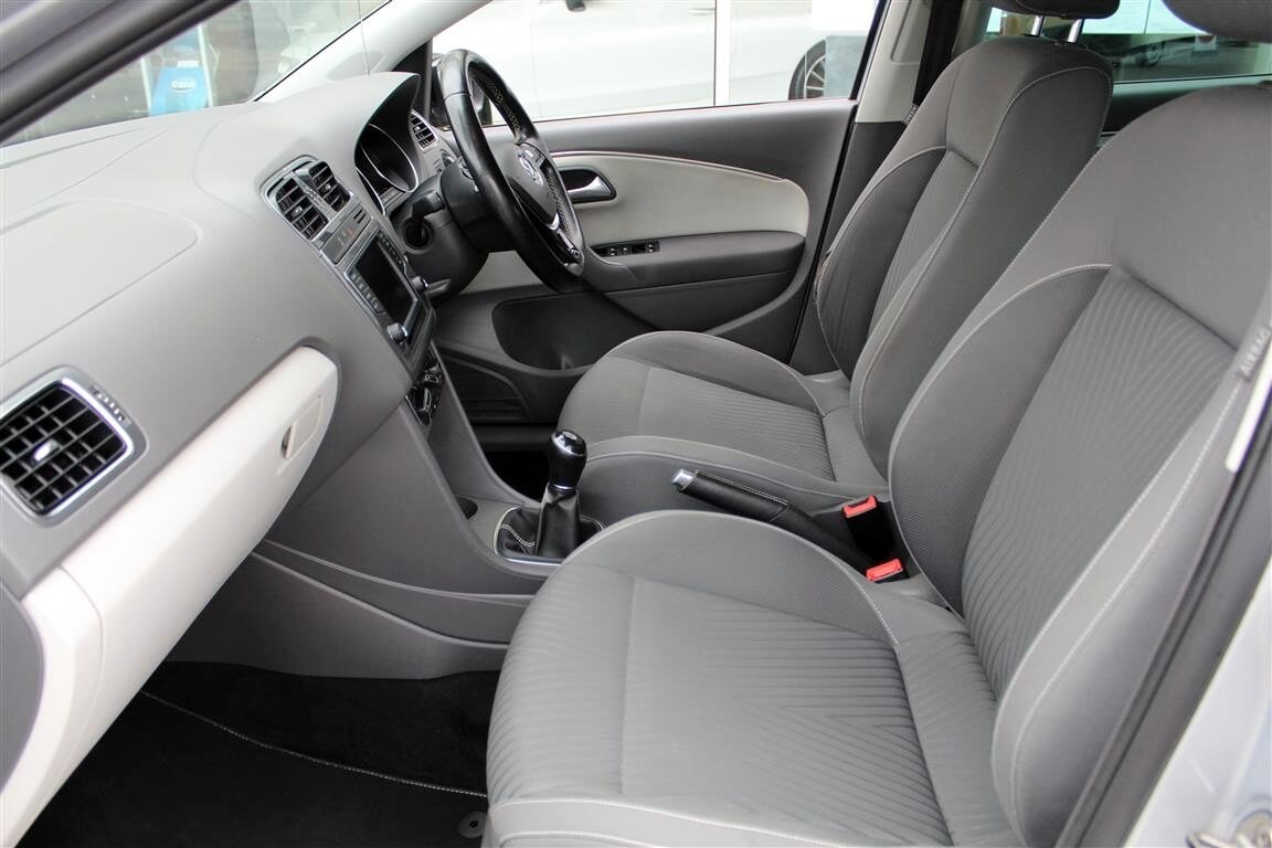 Used Volkswagen Polo 2015 for sale - 76352083: Photo 7