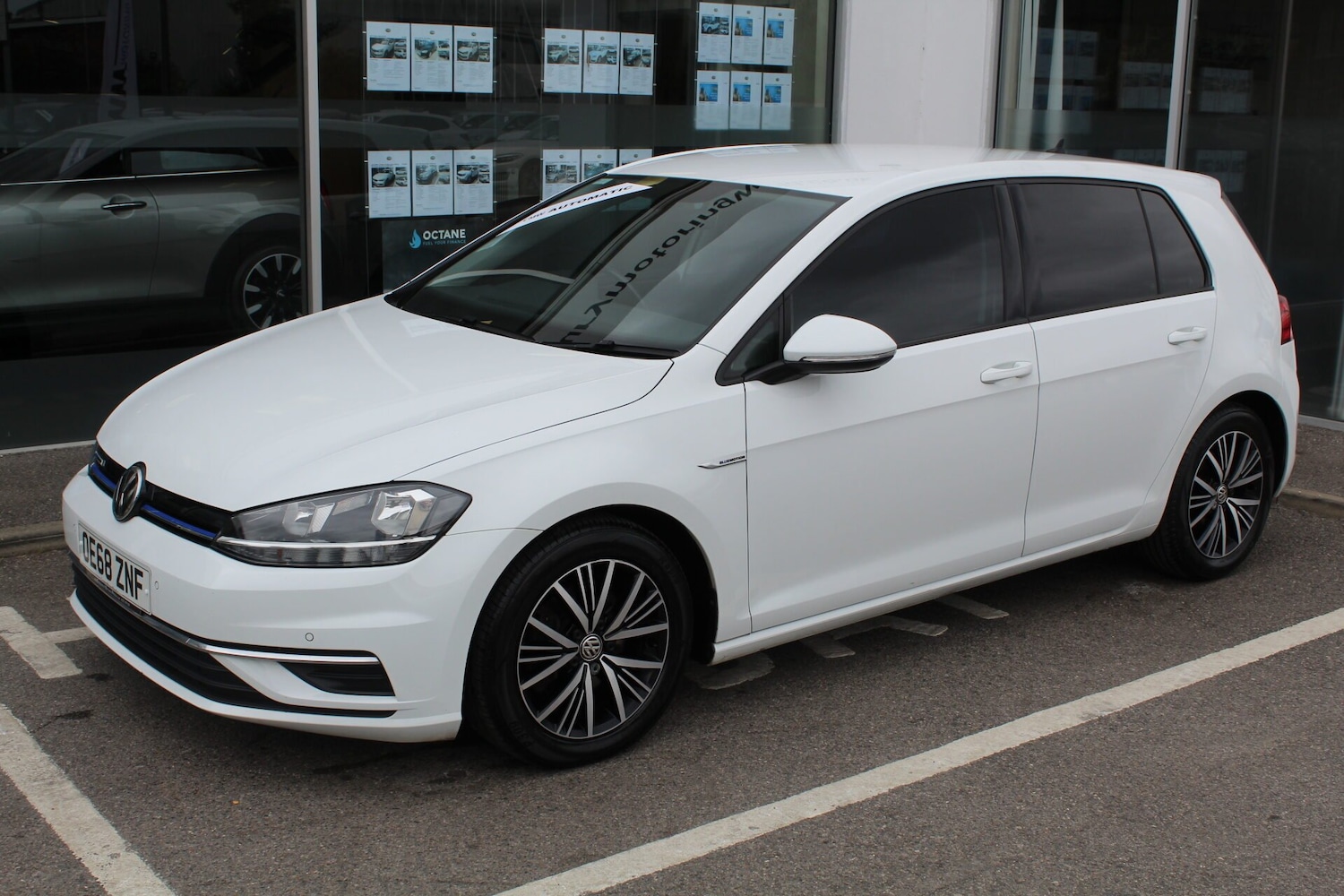 Used Volkswagen Golf 2019 for sale - 76352065: Photo 1