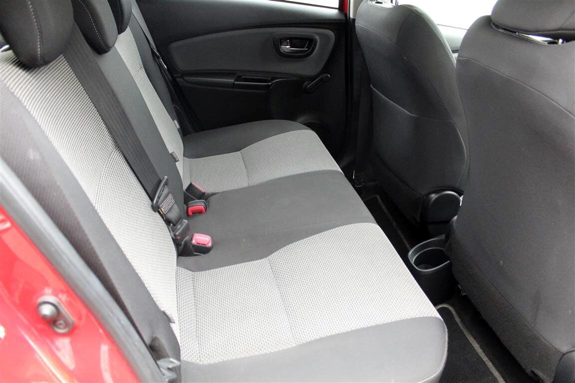Used Toyota Yaris 2017 for sale - 76352095: Photo 10