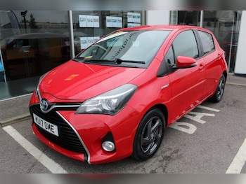 Used Toyota Yaris 2017 for sale - 76352095: Photo
