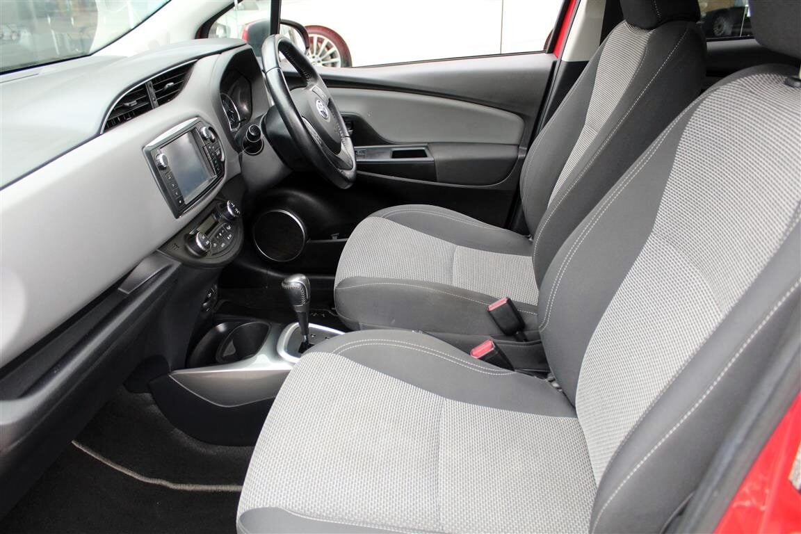Used Toyota Yaris 2017 for sale - 76352095: Photo 7