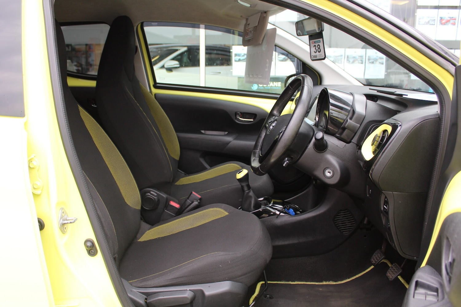 Used Toyota AYGO 2016 for sale - 76352077: Photo 12