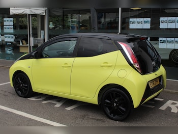 Used Toyota AYGO 2016 for sale - 76352077: Photo