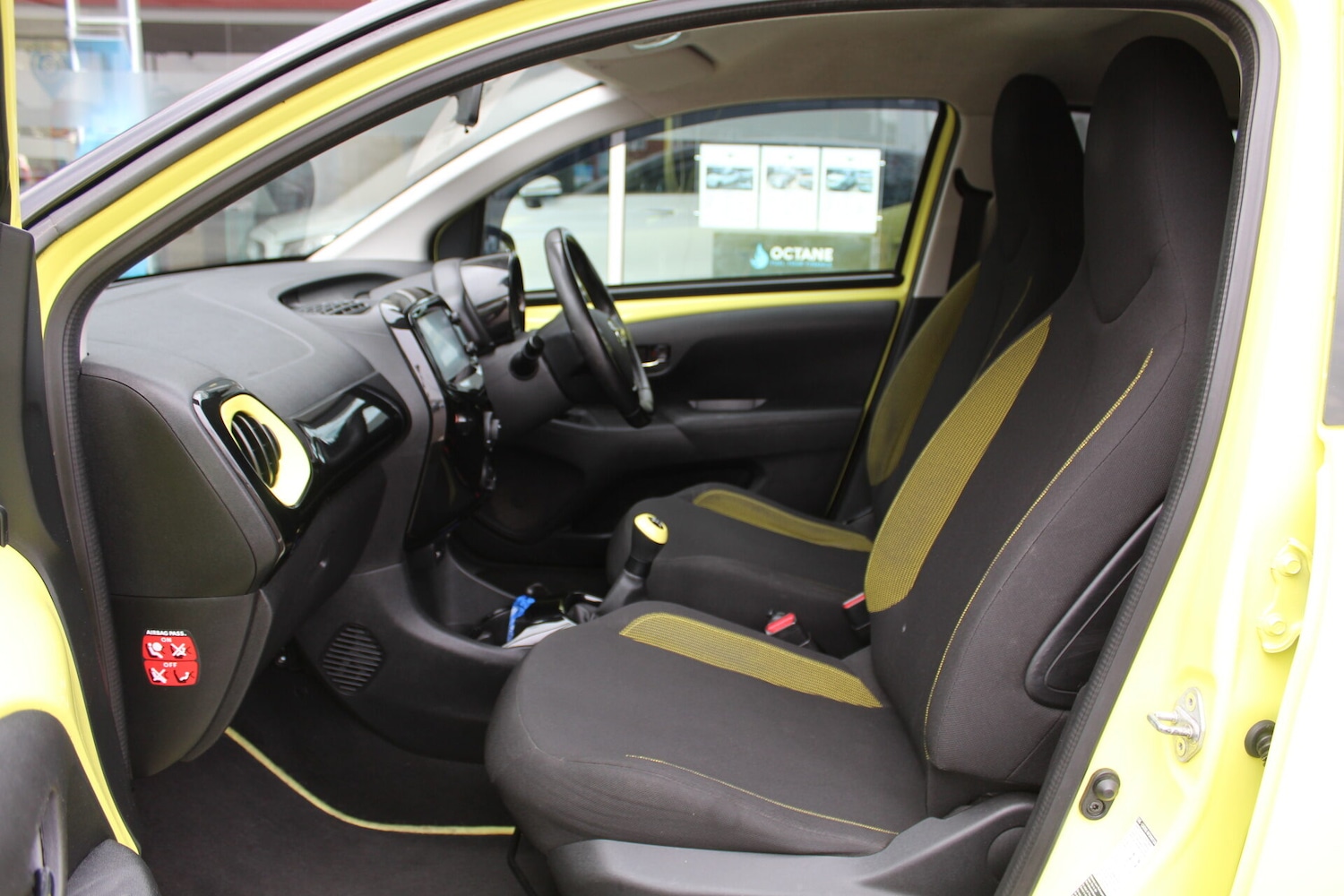 Used Toyota AYGO 2016 for sale - 76352077: Photo 7